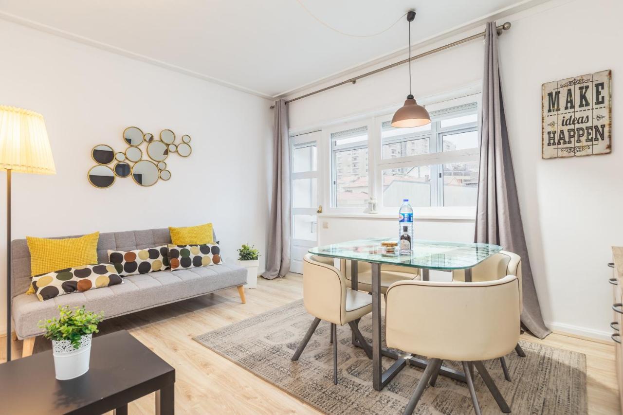 Nice Apartment With Veranda In Gaia - 3D Віла-Нова-де-Гая Екстер'єр фото